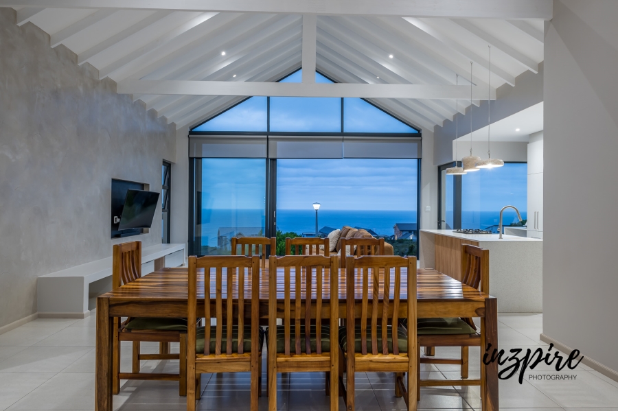 3 Bedroom Property for Sale in Village On Sea Western Cape